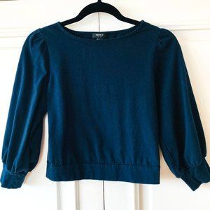 Flattering Semi-Cropped Navy 3/4 Sleeve Boat Neck Banded Hem Top - Size Small